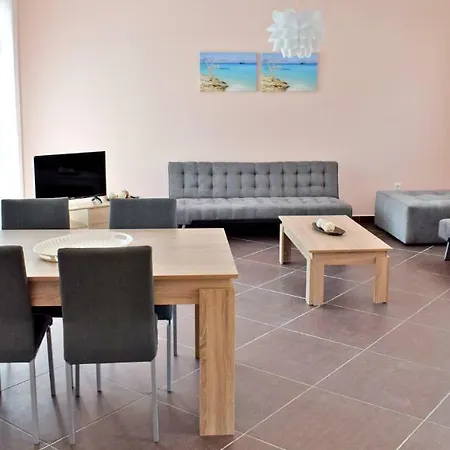 Nina * Skala Rachoni (Thasos)